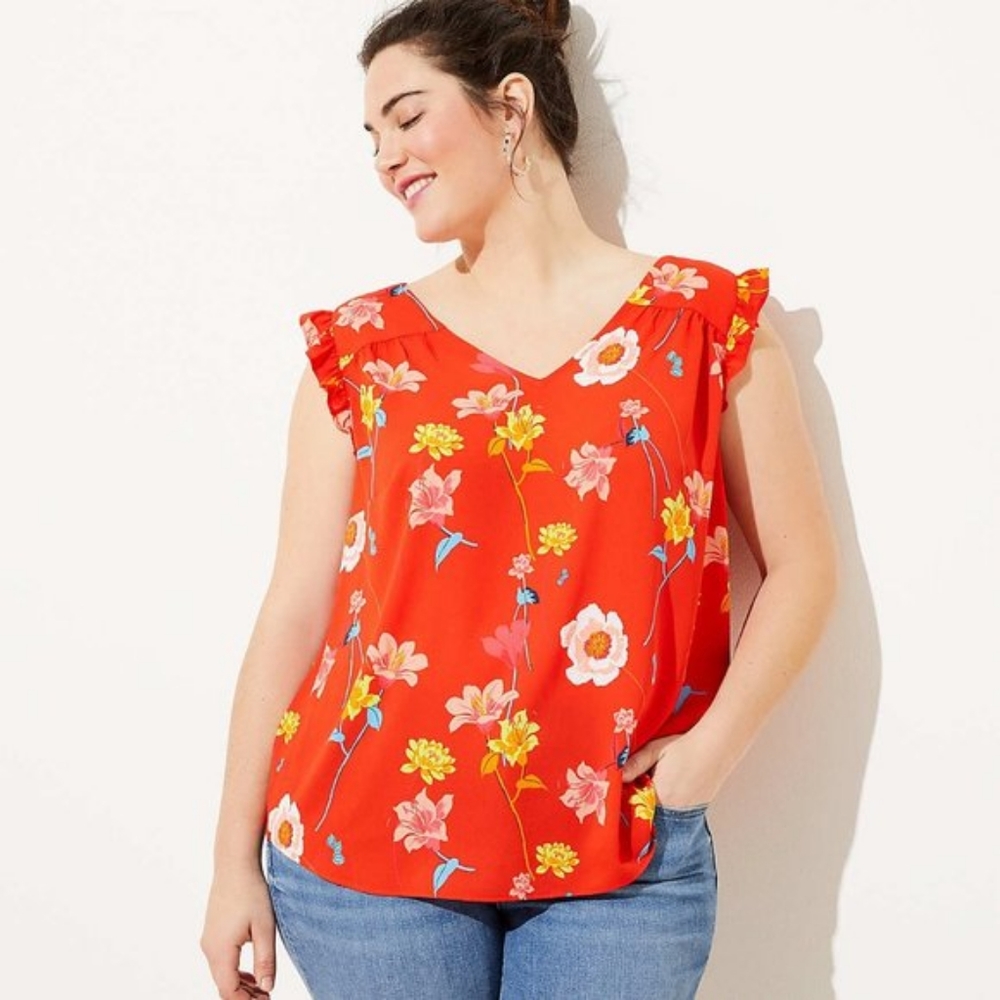 LOFT Plus Lily Bar Back Flutter Floral Top 16